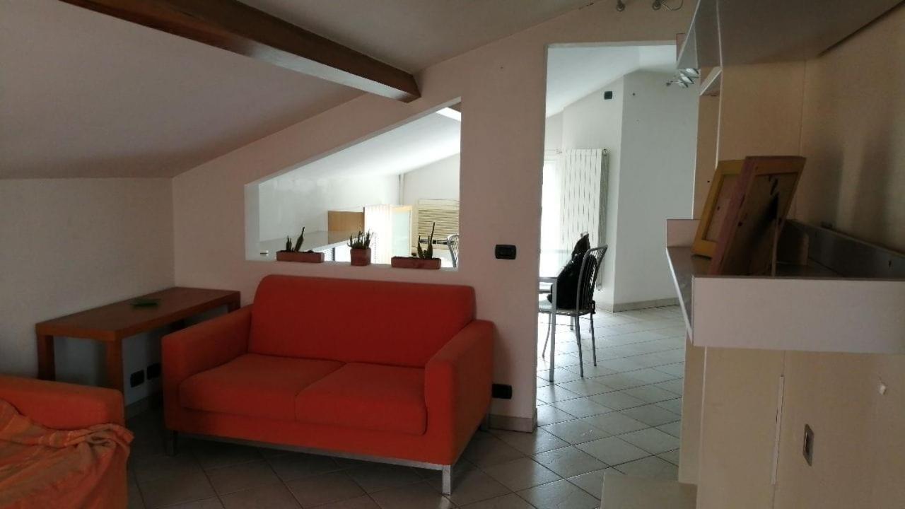 La Mansarda Apartment Savona Luaran gambar
