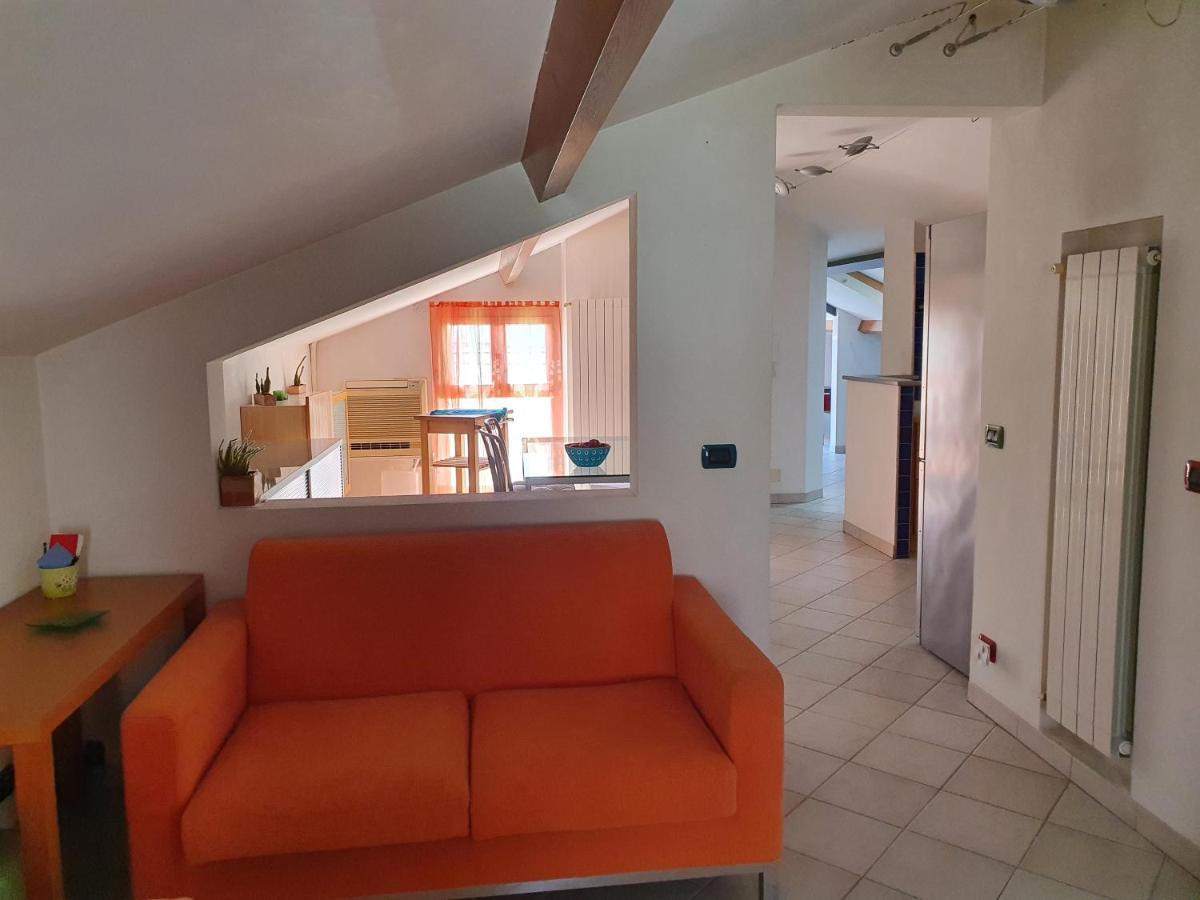 La Mansarda Apartment Savona Luaran gambar